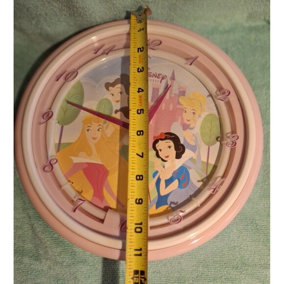 Disney Princess Neon Wall Clock Pink Glow Box 2005 Cinderella Snow White Belle.. - Picture 10 of 16